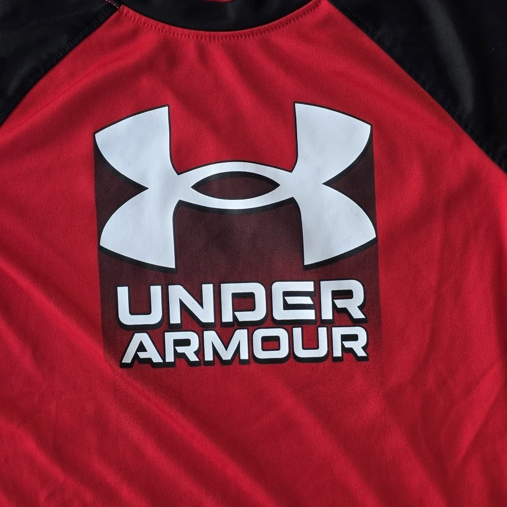 Under Armour Youth 7 Long Sleeve Shirt Bundle – 2 Pack Red & Black Logos